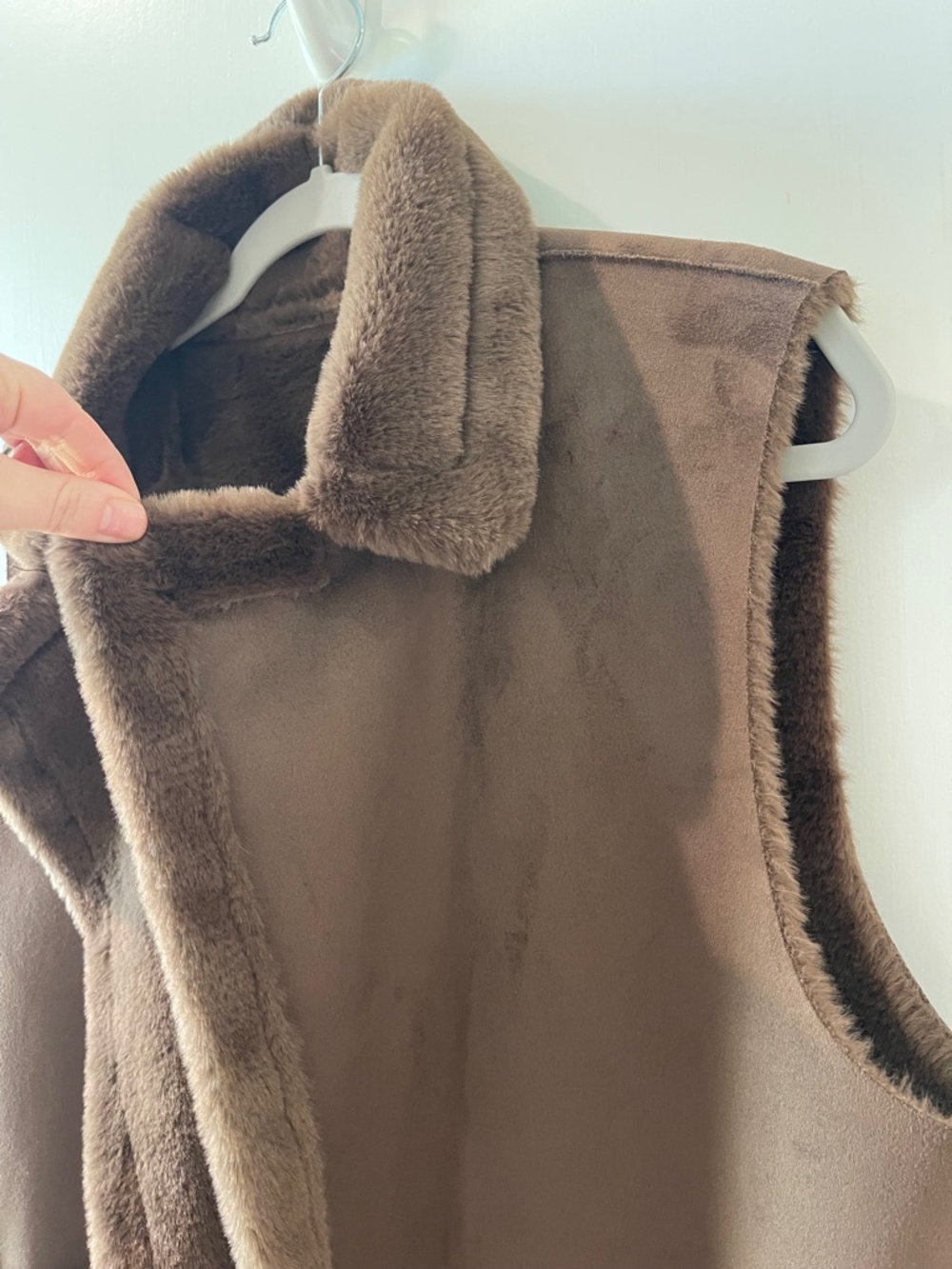 Lauren Ralph Lauren Women's Reversible Faux Shearling Brown Vest Size Large - Picture 7 of 8